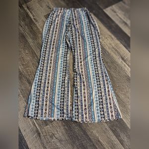 Shein bell bottom pants 8/10